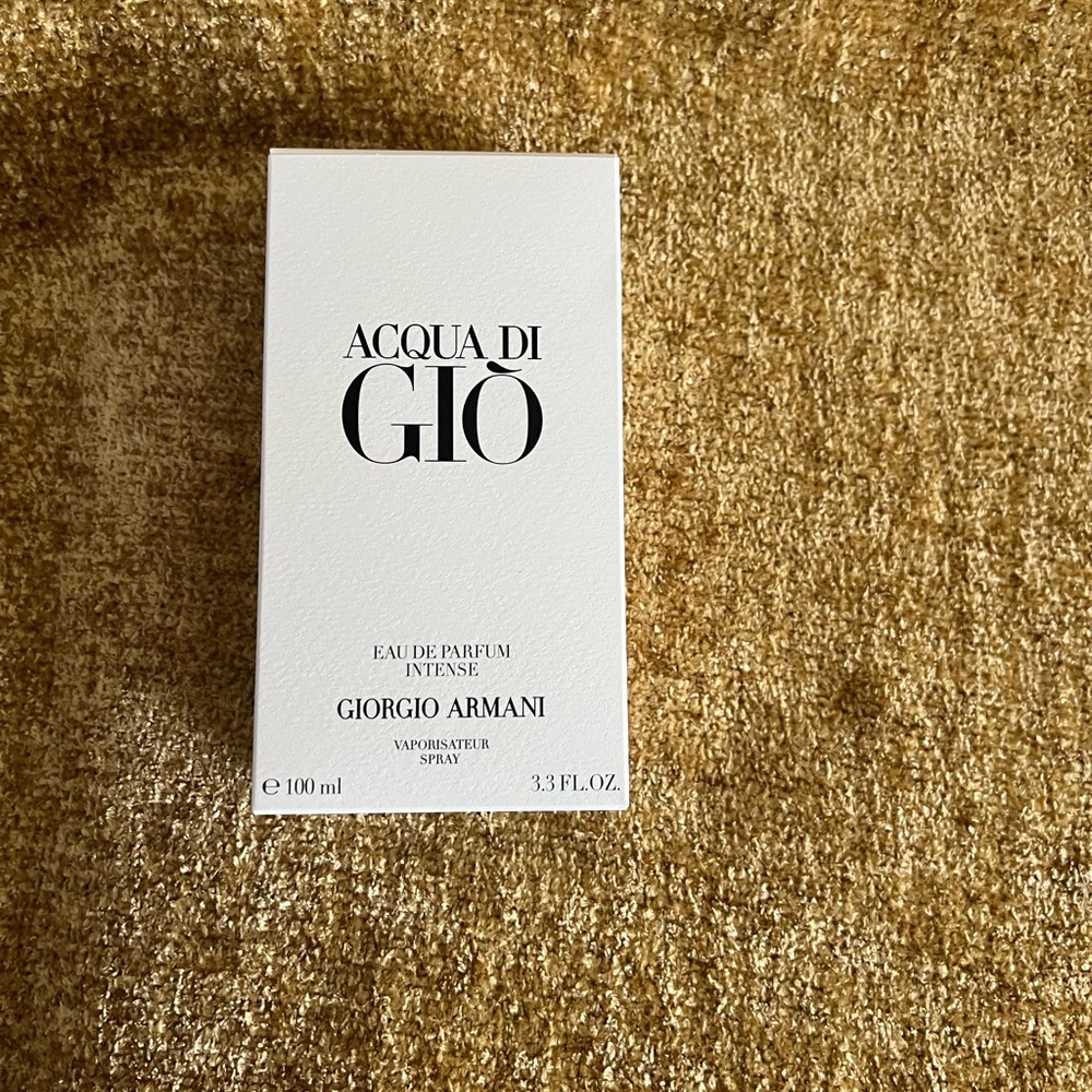 Giorgio Armani Acqua di Giò Intense - White & Black Box